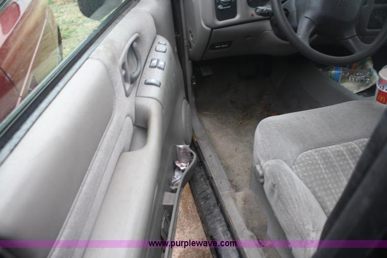 image for item C4434 2001 Chevrolet Blazer LS SUV