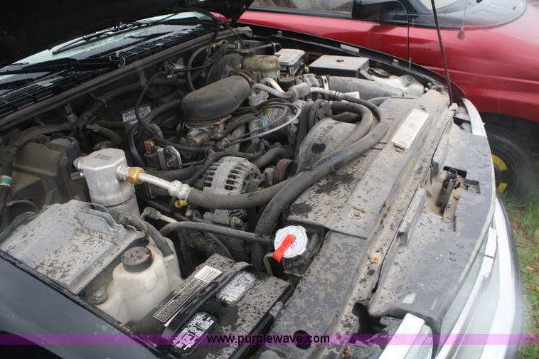 image for item C4434 2001 Chevrolet Blazer LS SUV