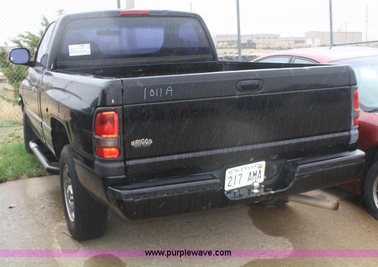 image for item C4435 1998 Dodge Ram 1500 pickup truck