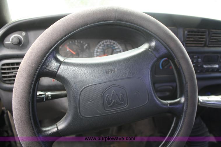 image for item C4435 1998 Dodge Ram 1500 pickup truck