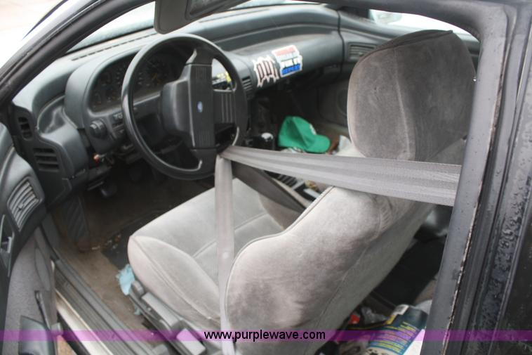 image for item C4437 1989 Ford Probe GT