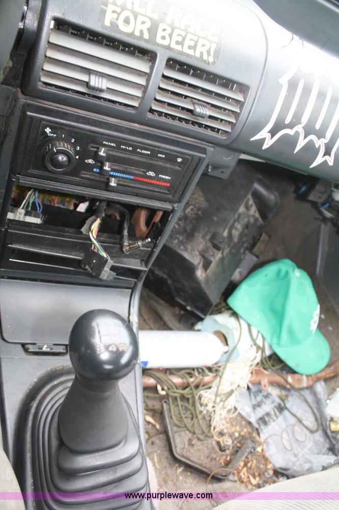 image for item C4437 1989 Ford Probe GT