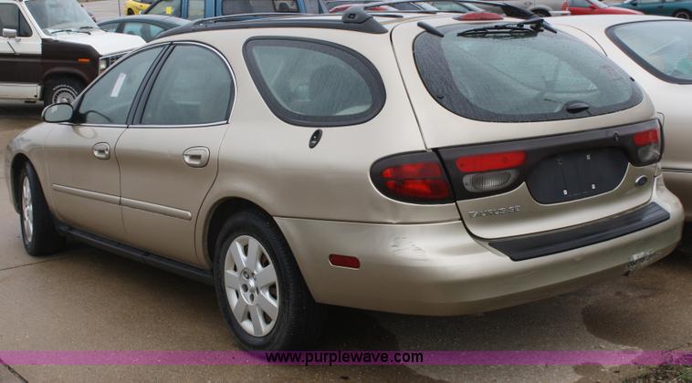 image for item C4438 2000 Ford Taurus SE
