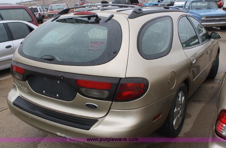 image for item C4438 2000 Ford Taurus SE