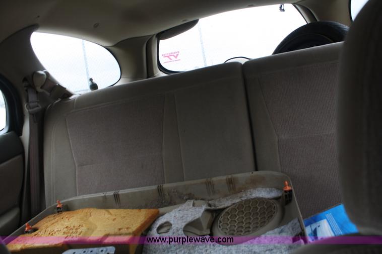 image for item C4438 2000 Ford Taurus SE