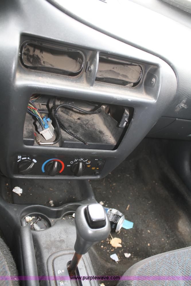 image for item C4439 2000 Chevrolet Cavalier LS