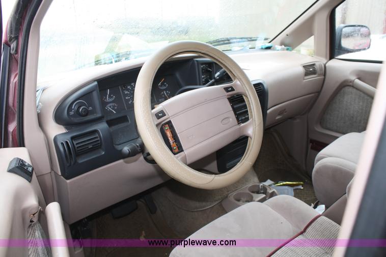 image for item C4440 1996 Ford Aerostar XLT mini van