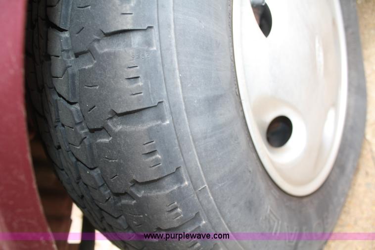 image for item C4440 1996 Ford Aerostar XLT mini van