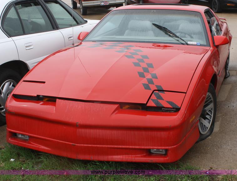 image for item C4441 1990 Pontiac Firebird