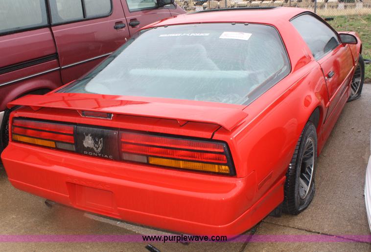 image for item C4441 1990 Pontiac Firebird