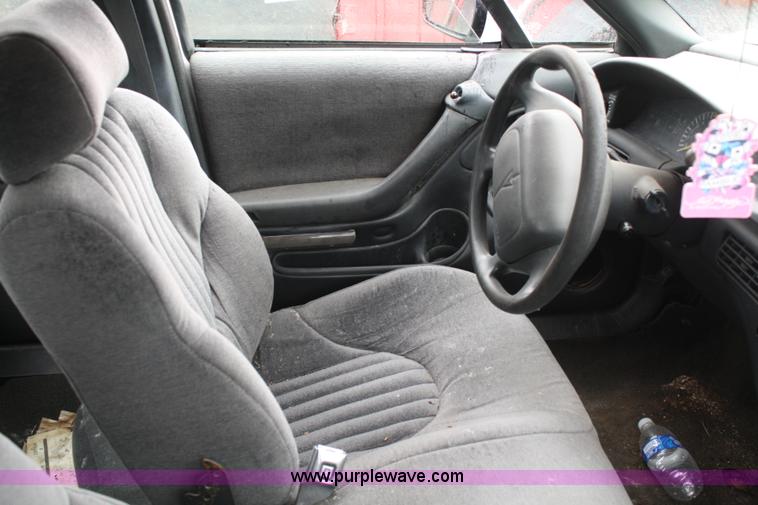 image for item C4442 1996 Pontiac Bonneville