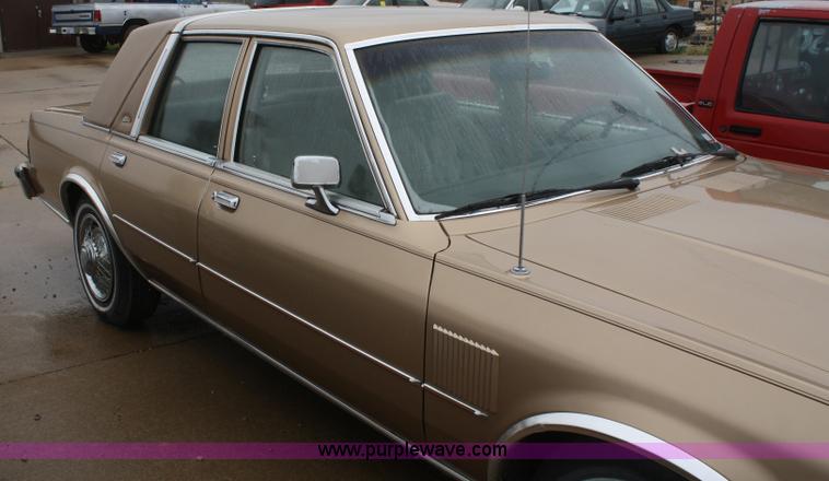 image for item C4446 1984 Chrysler Fifth Avenue