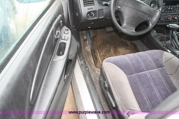 image for item C4447 2001 Chevrolet Monte Carlo LS