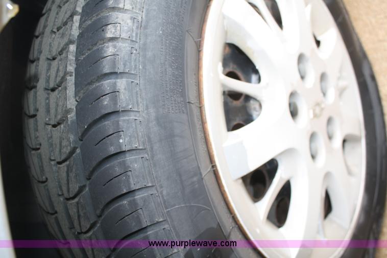 image for item C4447 2001 Chevrolet Monte Carlo LS