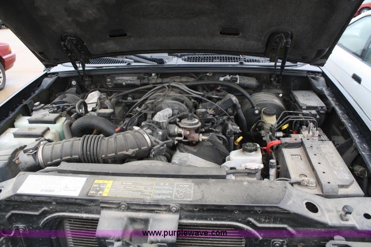 image for item C4448 2003 Ford Explorer SUV