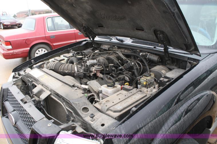 image for item C4448 2003 Ford Explorer SUV