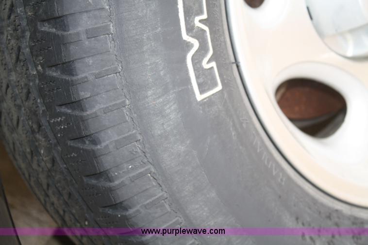 image for item C4448 2003 Ford Explorer SUV