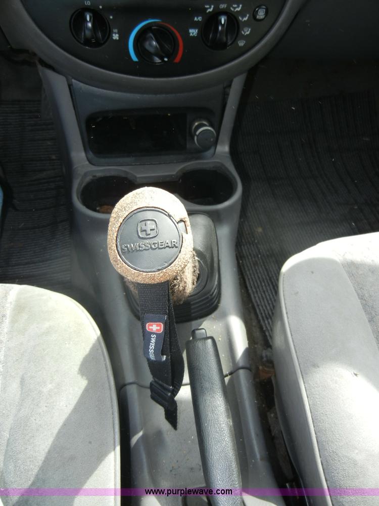 image for item C4449 1998 Ford Escort LX