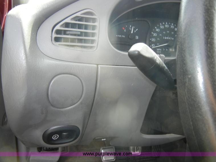 image for item C4449 1998 Ford Escort LX