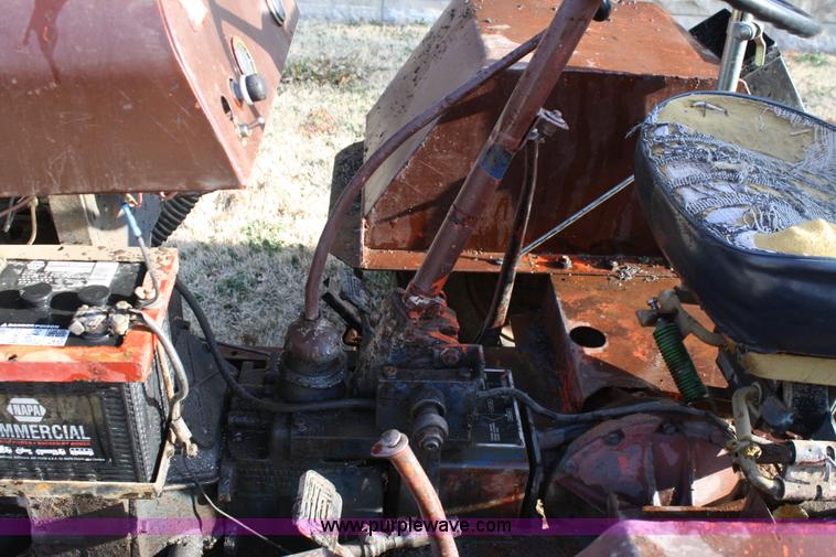 image for item A6892 Worthington G6 readseal industrial tractor