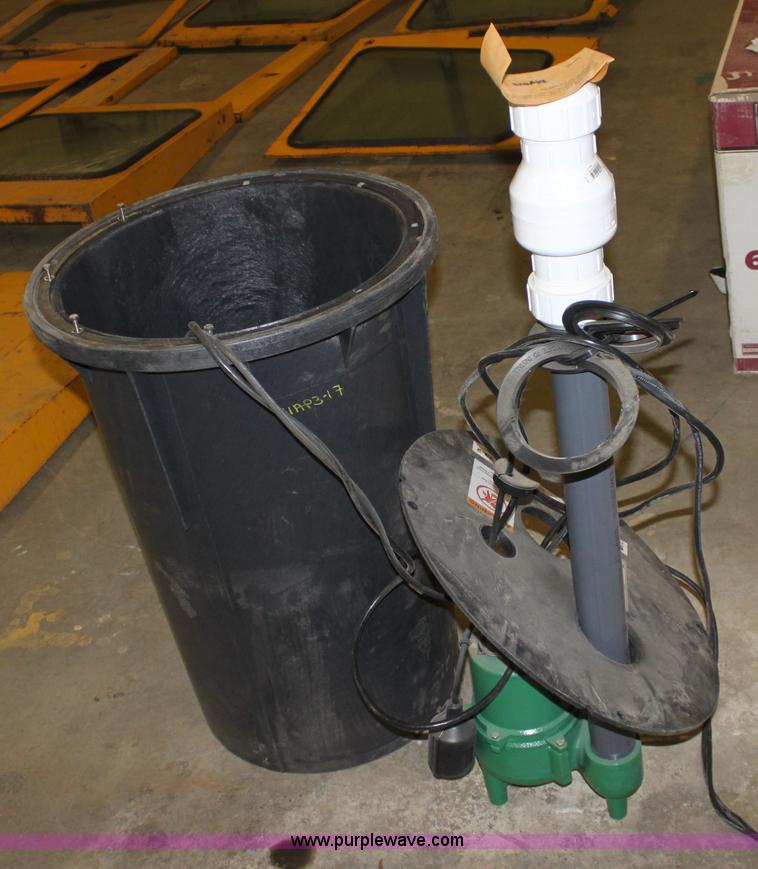 image for item A7337 Myers sump pump