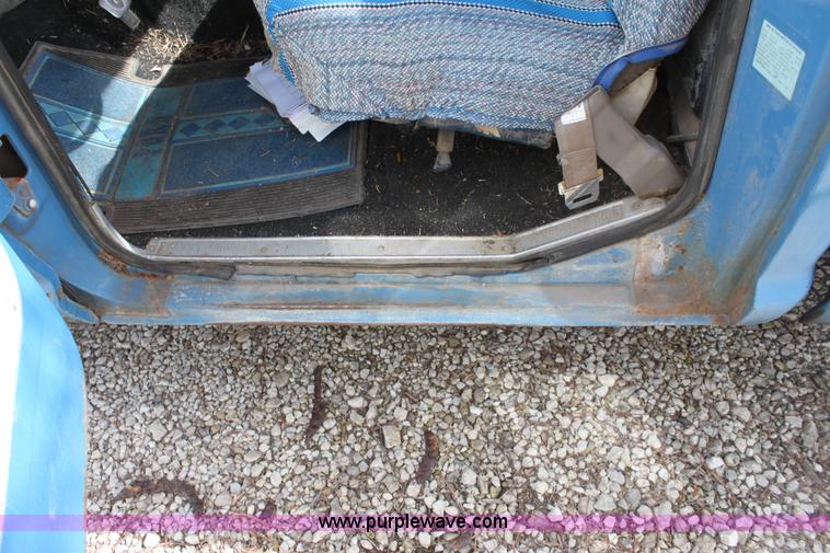 image for item A7347 1972 Ford F100 pickup truck