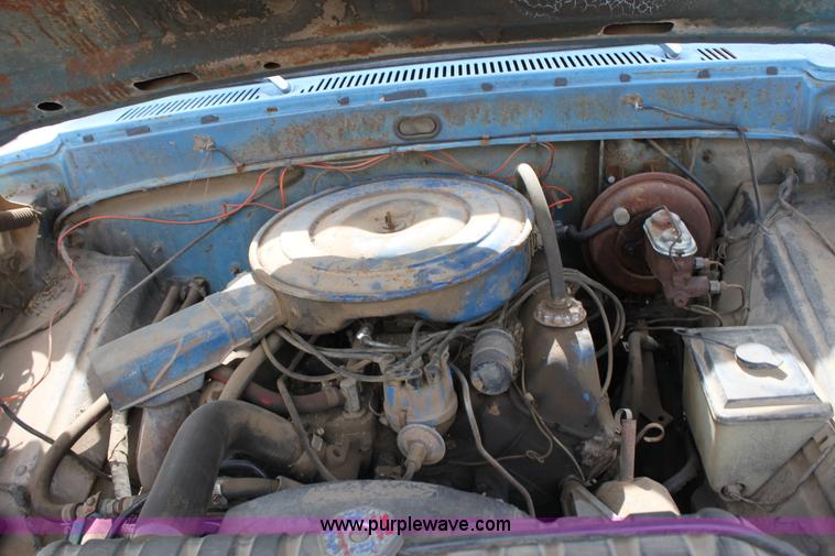 image for item A7347 1972 Ford F100 pickup truck