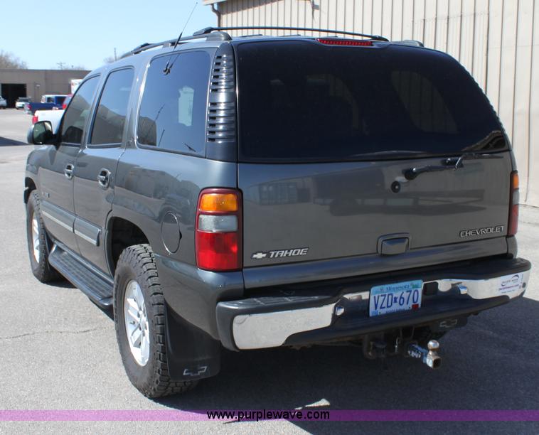 image for item A7439 2001 Chevrolet Tahoe K1500 SUV
