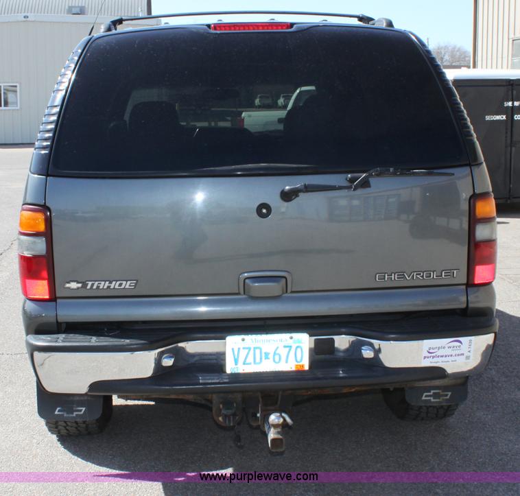 image for item A7439 2001 Chevrolet Tahoe K1500 SUV