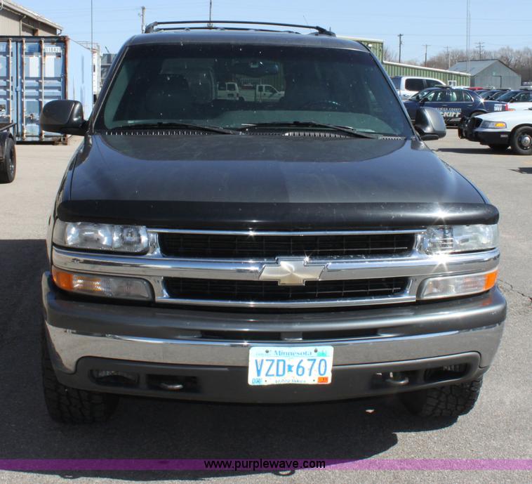 image for item A7439 2001 Chevrolet Tahoe K1500 SUV