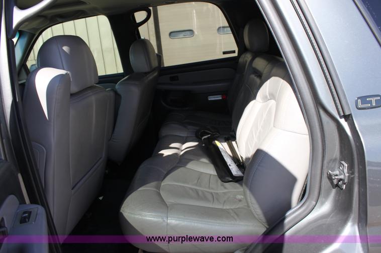 image for item A7439 2001 Chevrolet Tahoe K1500 SUV