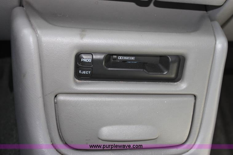 image for item A7439 2001 Chevrolet Tahoe K1500 SUV