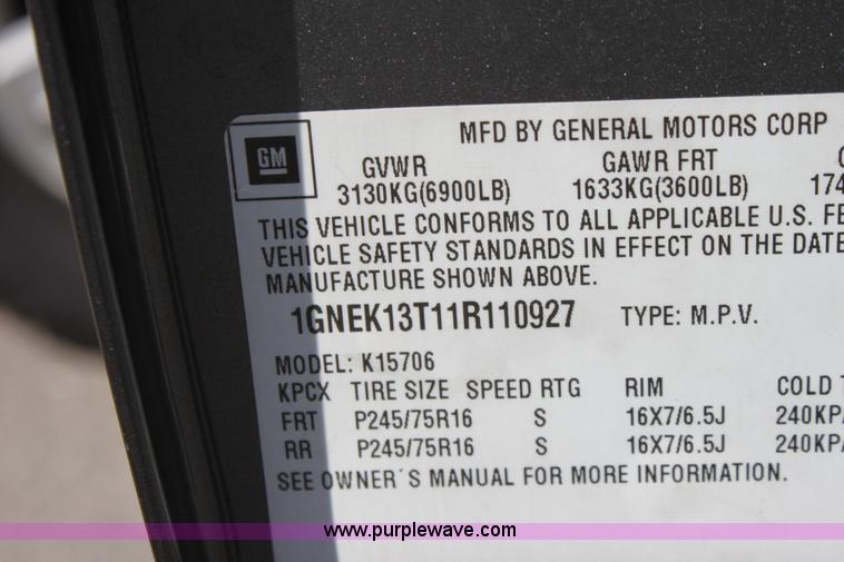 image for item A7439 2001 Chevrolet Tahoe K1500 SUV