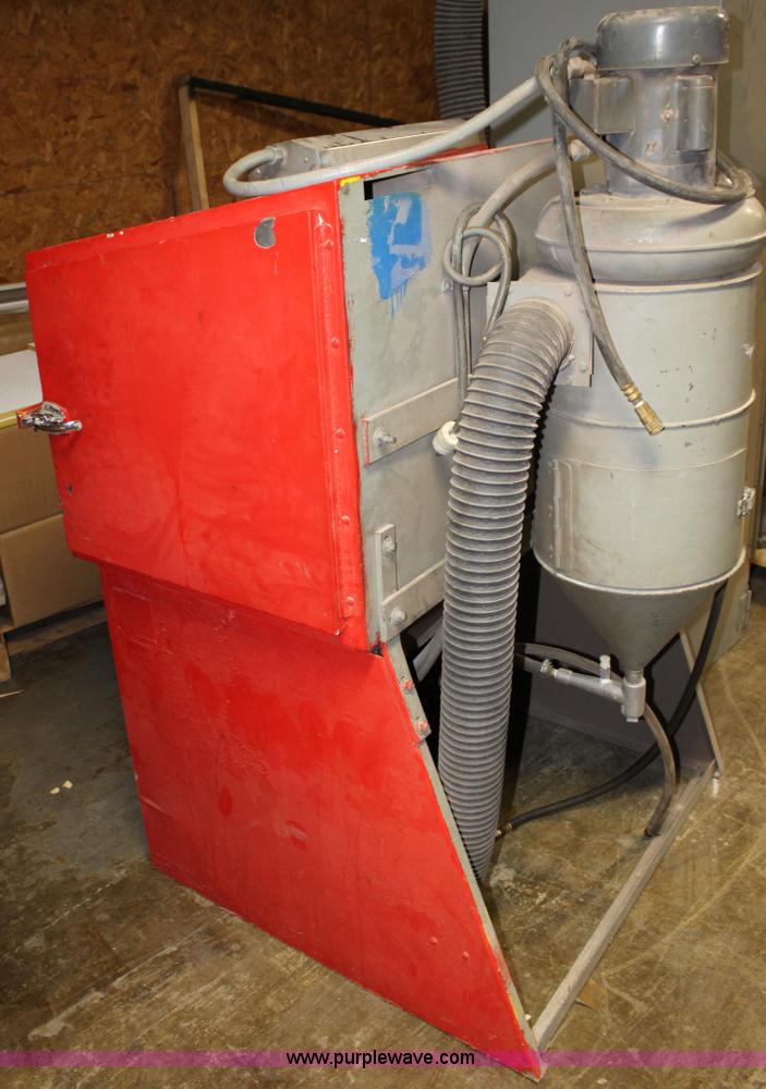 image for item A7478 Sand blast cabinet