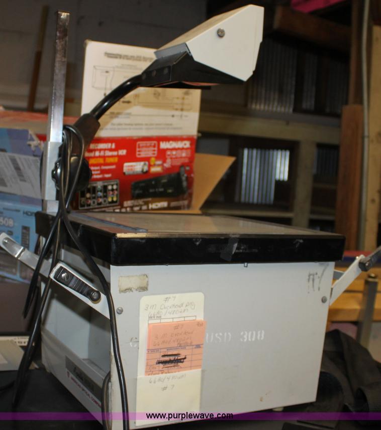 image for item A7486 Assorted electronics