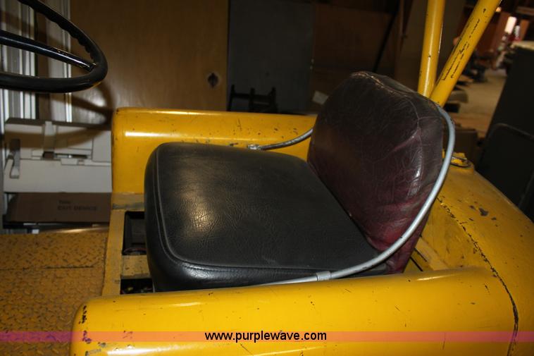 image for item A7489 Motolift forklift