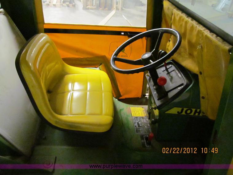 image for item A8184 John Deere 420 lawn tractor