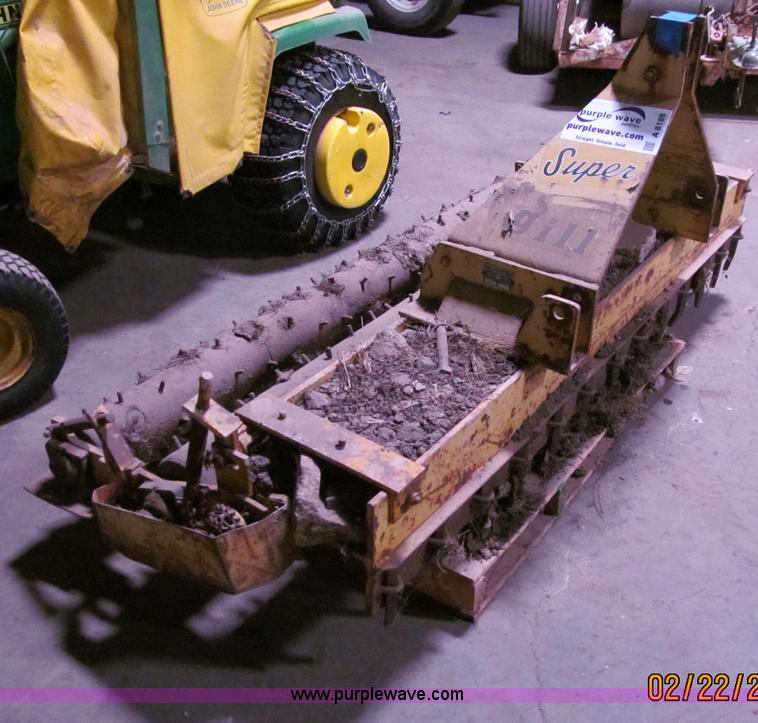 Super Gill SU200 three point dirt pulverizer in Des Moines, IA Item