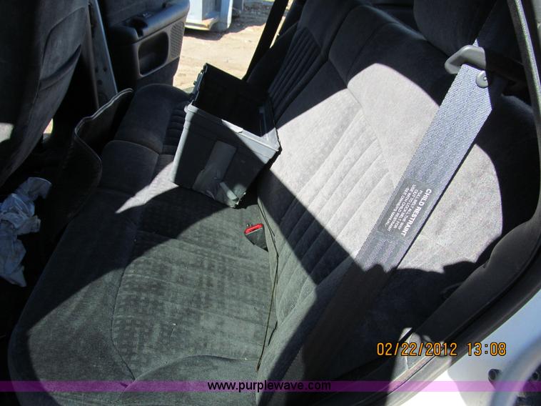 image for item A8190 2001 GMC Jimmy SUV