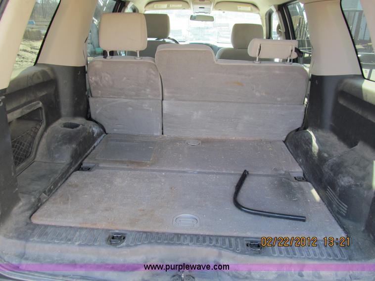 image for item A8191 2008 Ford Explorer SUV