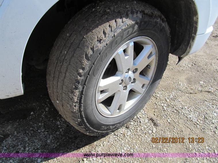 image for item A8191 2008 Ford Explorer SUV