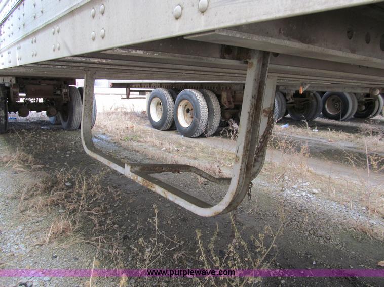 image for item A8193 1981 Great Dane 48' van trailer