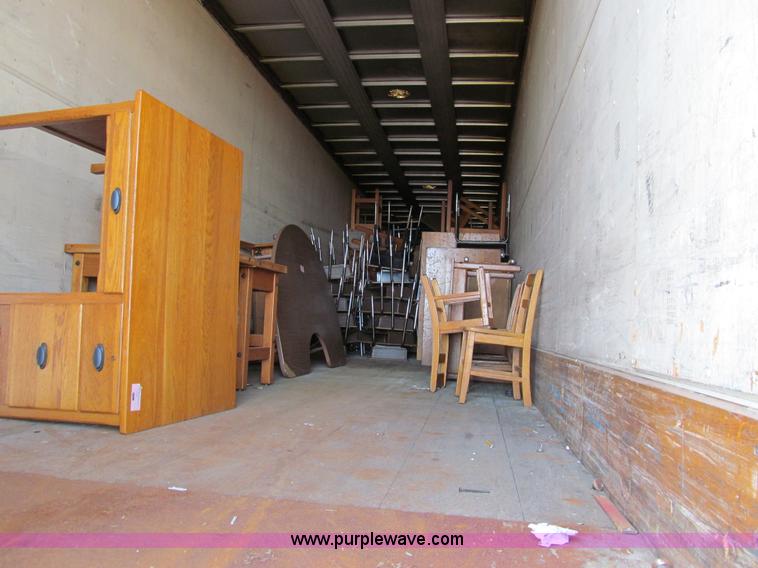 image for item A8193 1981 Great Dane 48' van trailer