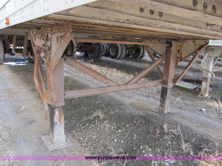 image for item A8194 1988 Great Dane 48' van trailer