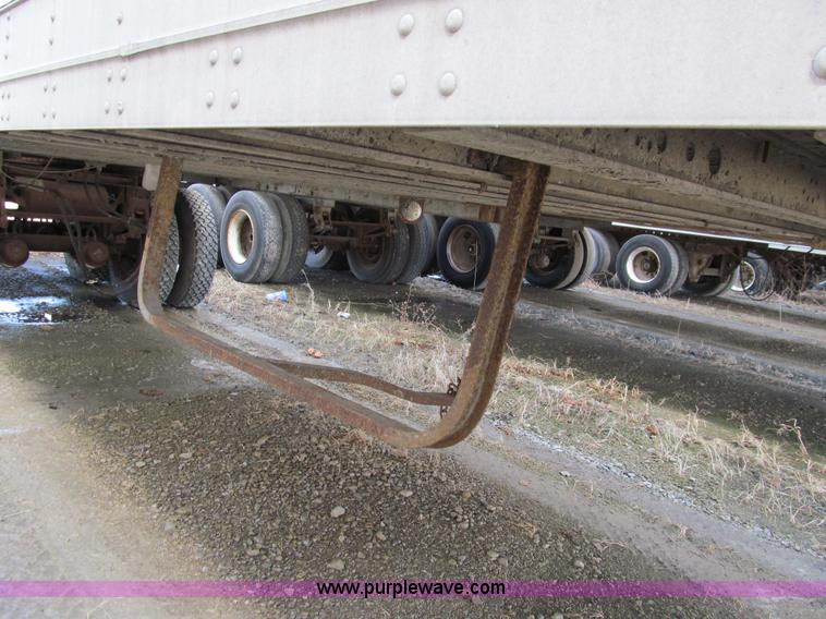 image for item A8194 1988 Great Dane 48' van trailer