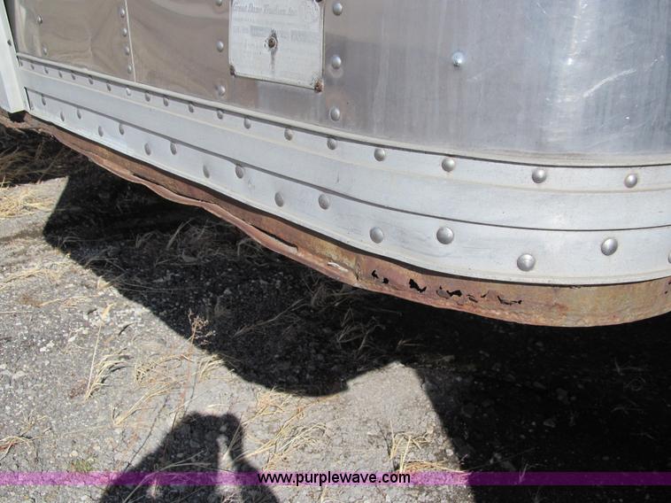 image for item A8195 1969 Great Dane 45' van trailer