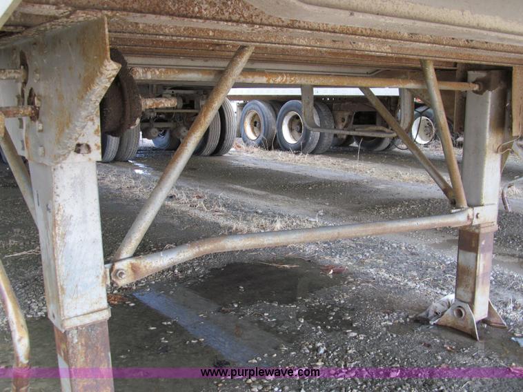 image for item A8195 1969 Great Dane 45' van trailer