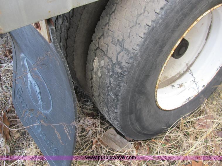 image for item A8195 1969 Great Dane 45' van trailer