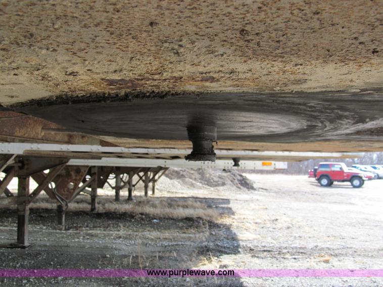 image for item A8196 1976 Great Dane 45' van trailer