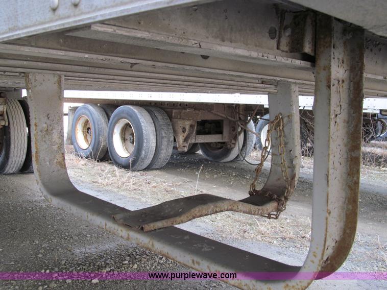 image for item A8196 1976 Great Dane 45' van trailer